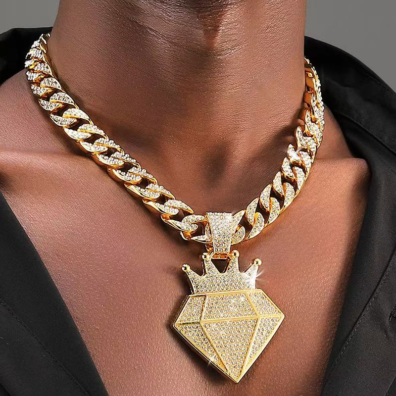 Fashion big pendant